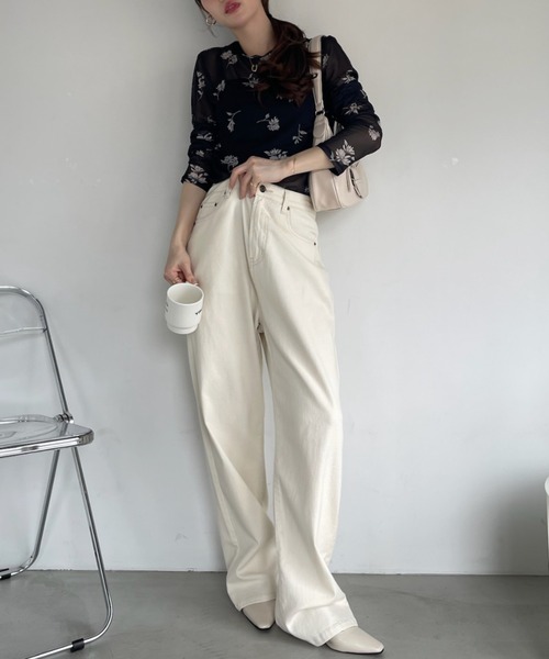 Ada.(エイダ)の「フラワープリント シアー クルーネック トップス(Tシャツ/カットソー・レディース・ベージュ/ブラック・FREE)」の8枚目の写真