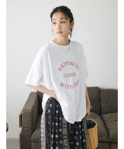 CRAFT STANDARD BOUTIQUE（クラフトスタンダードブティック）の「シルケット天竺ロゴプリント裾ラウンド半袖Tee（チュニック・レディース・ラベンダー/オフホワイト/チャコールグレー/ブルー・FREE）」の5枚目の写真