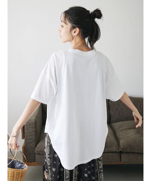 CRAFT STANDARD BOUTIQUE（クラフトスタンダードブティック）の「シルケット天竺ロゴプリント裾ラウンド半袖Tee（チュニック・レディース・ラベンダー/オフホワイト/チャコールグレー/ブルー・FREE）」の8枚目の写真