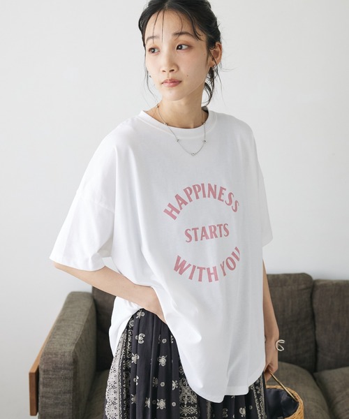 CRAFT STANDARD BOUTIQUE（クラフトスタンダードブティック）の「シルケット天竺ロゴプリント裾ラウンド半袖Tee（チュニック・レディース・ラベンダー/オフホワイト/チャコールグレー/ブルー・FREE）」の2枚目の写真