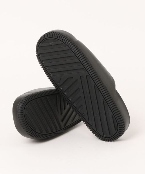 NIKE(ナイキ)の「【NIKE】FD4116-001 CALM SLIDE ナイキ カーム スライド(サンダル・メンズ・ブラック・25cm/26cm/27cm/28cm/29cm)」の2枚目の写真