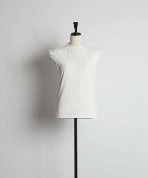 tocco closet（トッコ　クローゼット）の「フラワーレース刺繍付きプルオーバー（Tシャツ/カットソー・レディース・オフホワイト/ブラック・M）」の13枚目の写真
