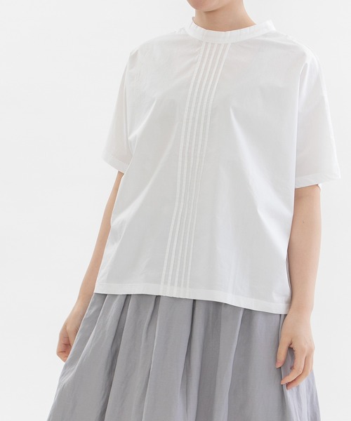 nop de nod(ノップドゥノッド)の「ボトルネック布帛Tトップス(Tシャツ/カットソー・レディース・ブラック/ネイビー/オフホワイト/スミクロ・3)」の2枚目の写真