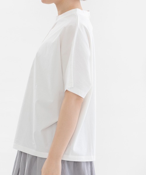 nop de nod(ノップドゥノッド)の「ボトルネック布帛Tトップス(Tシャツ/カットソー・レディース・ブラック/ネイビー/オフホワイト/スミクロ・3)」の19枚目の写真