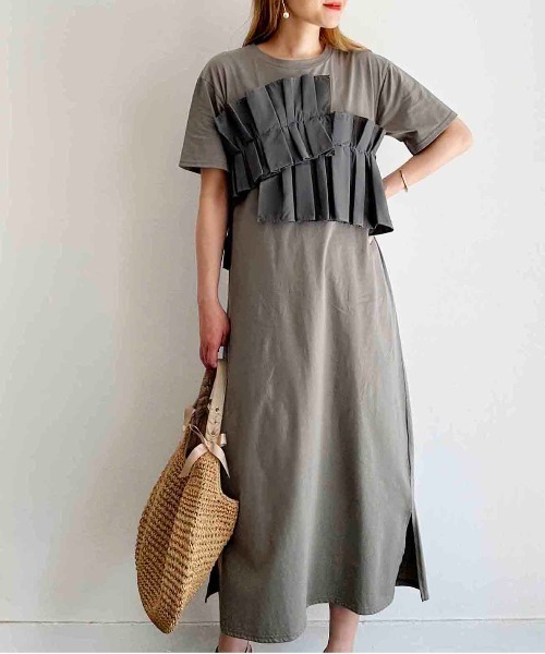 PICCIN(ピッチン)の「【WEB限定】フロントプリーツコットンワンピース(ワンピース・レディース・ブラック/グレー・M/L)」の2枚目の写真