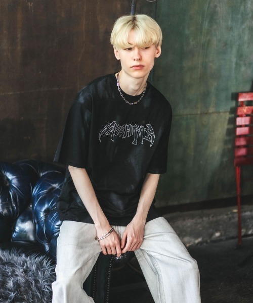 Shoowtime(ショウタイム)の「オーバーサイズ / ビッグシルエットショートスリーブTシャツ(Tシャツ/カットソー・メンズ・ブラック/ナチュラル・X-LARGE/LARGE/MEDIUM)」の14枚目の写真