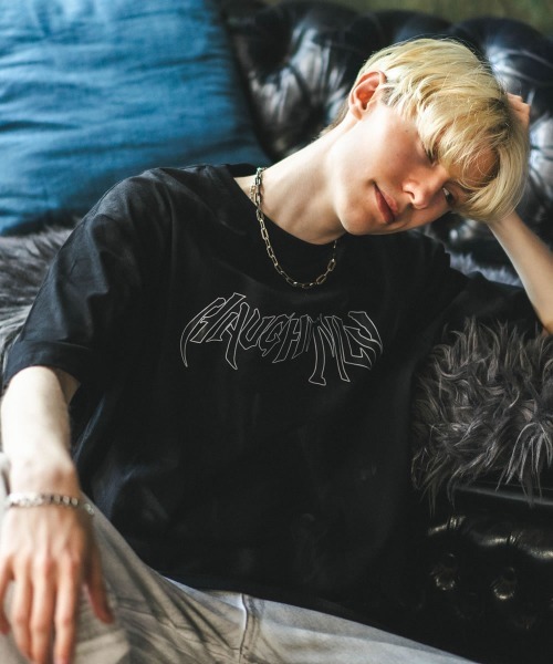 Shoowtime(ショウタイム)の「オーバーサイズ / ビッグシルエットショートスリーブTシャツ(Tシャツ/カットソー・メンズ・ブラック/ナチュラル・X-LARGE/LARGE/MEDIUM)」の15枚目の写真