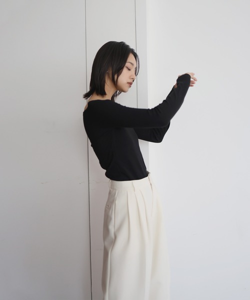 hellam（へラム）の「ラメ入りオフショルリブトップス（Tシャツ/カットソー・レディース・アイボリー/ブラック/杢グレー/ブルー/カーキ・FREE）」の13枚目の写真