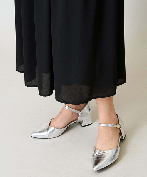 a.v.v（アーヴェヴェ）の「セパレートパンプス（パンプス・レディース・シルバー/ブラック/ベージュ・23.5/24.5/22.5）」の3枚目の写真