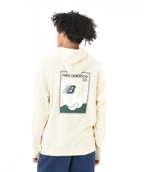 NEW BALANCE(ニューバランス)の「New Balance リラックスド550 リーグ スウェットフーディ(パーカー・メンズ・グリーン/ナチュラル・XX-LARGE/X-LARGE/LARGE/MEDIUM/SMALL)」の4枚目の写真