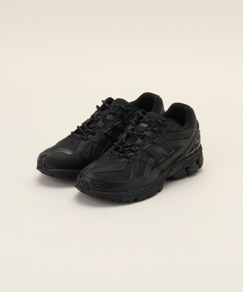 NEW BALANCE（ニューバランス）の「New Balance / ニューバランス BALANCE M1906（スニーカー・レディース・ブラック/ホワイト・23.5cm/24.5cm/24cm/26cm/27cm/28cm）」の2枚目の写真