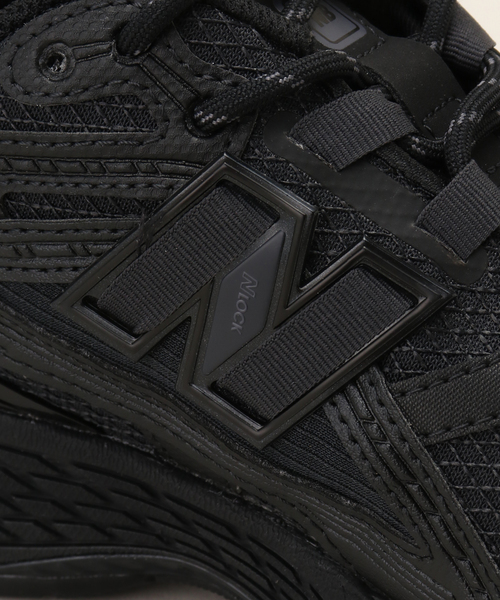 NEW BALANCE（ニューバランス）の「New Balance / ニューバランス BALANCE M1906（スニーカー・レディース・ブラック/ホワイト・23.5cm/24.5cm/24cm/26cm/27cm/28cm）」の11枚目の写真