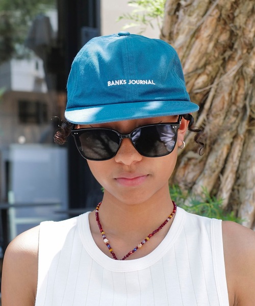BANKS（バンクス）の「CAP/BANKS(バンクス)フロントブランドロゴ刺繍キャップ（キャップ・メンズ・オフホワイト/ブルー・FREE）」の2枚目の写真