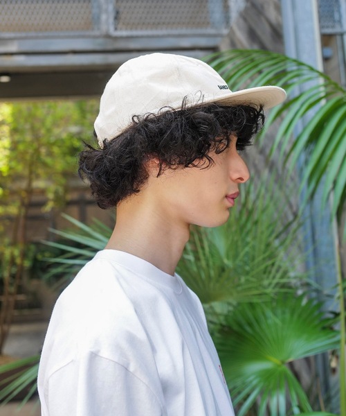 BANKS（バンクス）の「CAP/BANKS(バンクス)フロントブランドロゴ刺繍キャップ（キャップ・メンズ・オフホワイト/ブルー・FREE）」の5枚目の写真