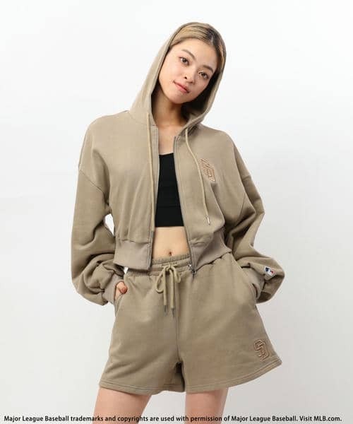 BACK TO THE FIELD（バック トゥー ザ フィールド）の「【MLB】3Dロゴ刺繍スウェットショートパンツ（スウェットパンツ・レディース・ブラック/グレー/ブルー/ブラウン・FREE）」の20枚目の写真