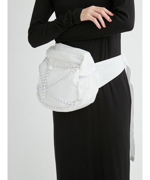 emmi（エミ）の「2wayボディーバッグ（ショルダーバッグ・レディース・ライトグレー/ホワイト/ブラック・FREE）」の5枚目の写真