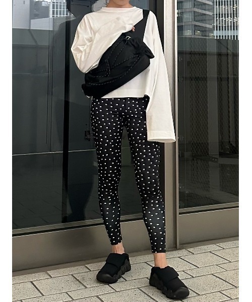 emmi（エミ）の「2wayボディーバッグ（ショルダーバッグ・レディース・ライトグレー/ホワイト/ブラック・FREE）」の16枚目の写真