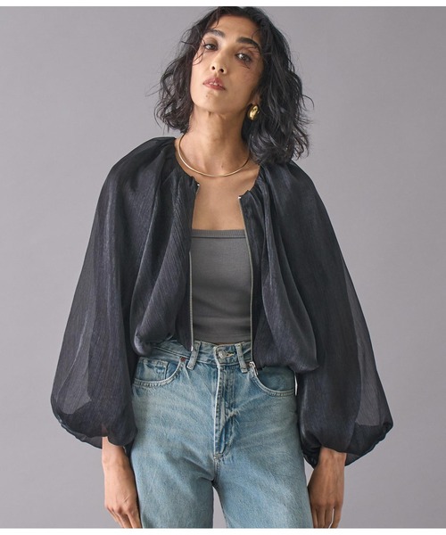 Settimissimo（セッティミッシモ）の「シアーシャイニーボリュームスリーブボレロ（ノーカラージャケット・レディース・シルバー/ブラック・FREE）」の3枚目の写真