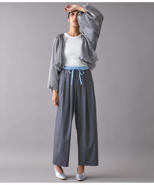 Settimissimo（セッティミッシモ）の「シアーシャイニーボリュームスリーブボレロ（ノーカラージャケット・レディース・シルバー/ブラック・FREE）」の13枚目の写真