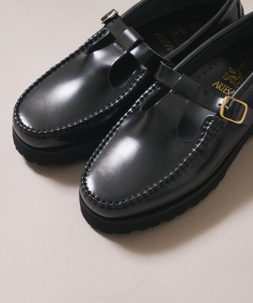 ARTESANOS（アルテサノス）の「【ARTESANOS】T字ストラップローファー