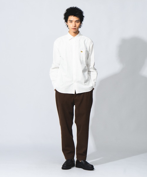 Blue Standard （ブルースタンダード）の「【BLUE STANDARD/ブルースタンダード】リラックスフィット アニマル胸ワンポイント オックスシャツ 犬 猫 ユニセックス（シャツ/ブラウス・メンズ・ブルー系その他2/ホワイト系その他2/ブルー系その他/ホワイト系その他・MEDIUM/LARGE）」の12枚目の写真