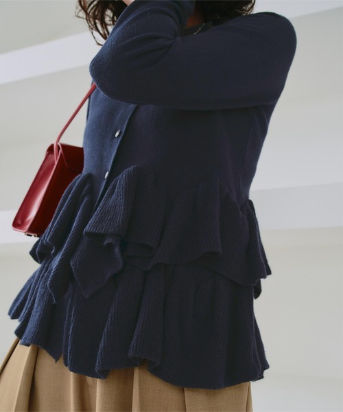titivate（ティティベイト）の「フリルヘムニットカーディガン【カーディガン/ボレロランキング1位獲得実績あり】（カーディガン/ボレロ・レディース・グレー/ネイビー/イエロー/チャコール/アイボリー/ブラック/ライトピンク/レッド/ブラウン・S/M/L/XL）」の21枚目の写真