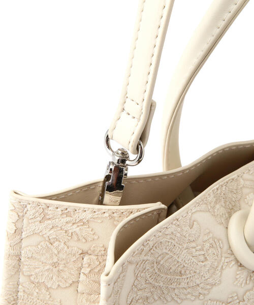 FREE'S MART（フリーズマート）の「◇エンボスペイズリーバッグ（トートバッグ・レディース・ホワイト/カーキ/ブラック/ブラウン・ﾌﾘ-）」の19枚目の写真