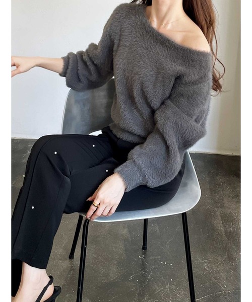 YOUING.(ユイン)の「パールデザインフレアーパンツ(スラックス・レディース・アイボリー/ブラック・MEDIUM/LARGE)」の14枚目の写真
