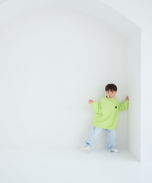 LOWRYS FARM（ローリーズファーム）の「デニムストレートパンツ　254498（デニムパンツ・キッズ・グレー/ライトブルー/ワンウォッシュ・110cm/120cm/130cm/140cm/150cm）」の5枚目の写真