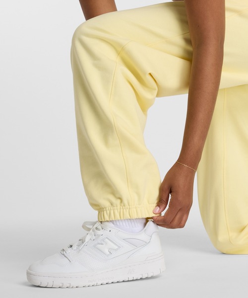 NEW BALANCE(ニューバランス)の「Athletics フレンチテリージョガー(スウェットパンツ・レディース・ライトイエロー・LARGE/MEDIUM/SMALL)」の6枚目の写真