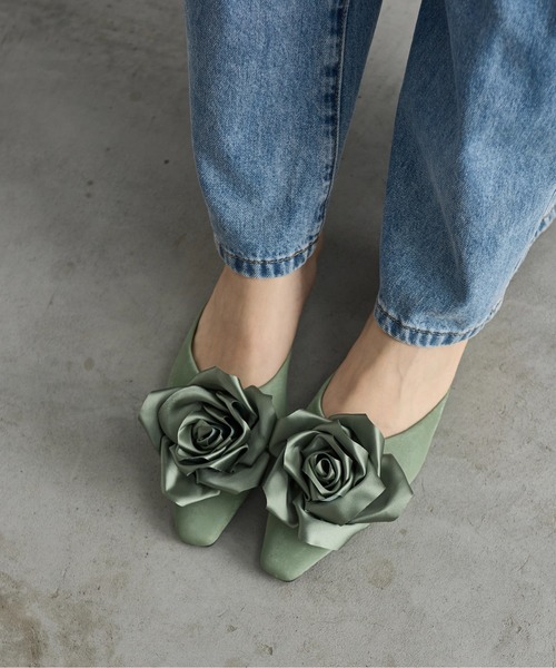 【Paloma Wool】カーキ色のフェルナンダIII スリッポンミュール Paloma Wool - Fernanda III Shoes in Khaki – Stoy