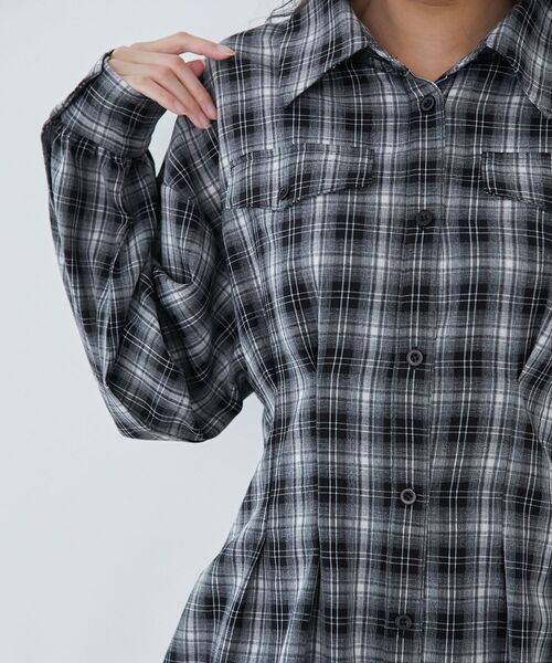 MAJESTIC LEGON（マジェスティックレゴン）の「バックレースアップミニシャツワンピ（シャツワンピース・レディース・ブラック系その他/ホワイト系その他2/ベージュ系その他2/アイボリー/ブルー系その他2・MEDIUM）」の15枚目の写真