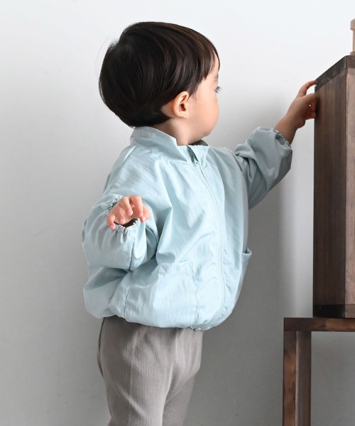 PUPPAPUPO(プッパプーポ)の「バルーンシルエット ウィンドブレーカー 撥水加工(ブルゾン・キッズ・アクア/アイボリー/グレイッシュベージュ・130/120/110/100/90/80)」の4枚目の写真