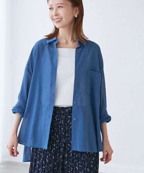 ROPE' PICNIC(ロペピクニック)の「【接触冷感・通気性】お着軽シャツシリーズ/綿ボイルバックタックシャツ(シャツ/ブラウス・レディース・オレンジ/イエロー/ライトグリーン/ピンク/ブラウン/ブルー/オフホワイト/サックスブルー・38)」の5枚目の写真