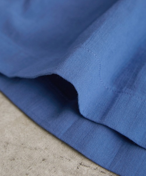 ROPE' PICNIC(ロペピクニック)の「【接触冷感・通気性】お着軽シャツシリーズ/綿ボイルバックタックシャツ(シャツ/ブラウス・レディース・オレンジ/イエロー/ライトグリーン/ピンク/ブラウン/ブルー/オフホワイト/サックスブルー・38)」の9枚目の写真