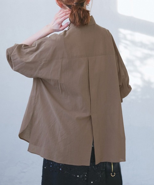 ROPE' PICNIC(ロペピクニック)の「【接触冷感・通気性】お着軽シャツシリーズ/綿ボイルバックタックシャツ(シャツ/ブラウス・レディース・オレンジ/イエロー/ライトグリーン/ピンク/ブラウン/ブルー/オフホワイト/サックスブルー・38)」の17枚目の写真