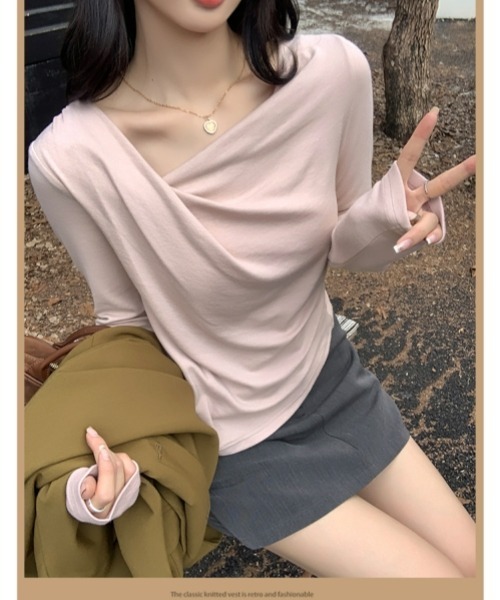 gossip!ロサンゼルス(ゴシップロサンゼルス)の「オフショルダートップス 長袖 シンプル&カジュアル デイリーインナー(シャツ/ブラウス・レディース・ブラック/ブルー/ピンク/ベージュ・FREE)」の17枚目の写真