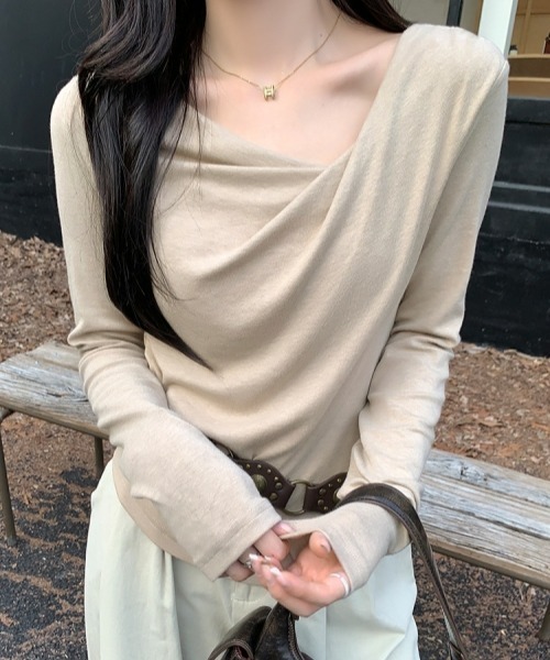 gossip!ロサンゼルス(ゴシップロサンゼルス)の「オフショルダートップス 長袖 シンプル&カジュアル デイリーインナー(シャツ/ブラウス・レディース・ブラック/ブルー/ピンク/ベージュ・FREE)」の11枚目の写真