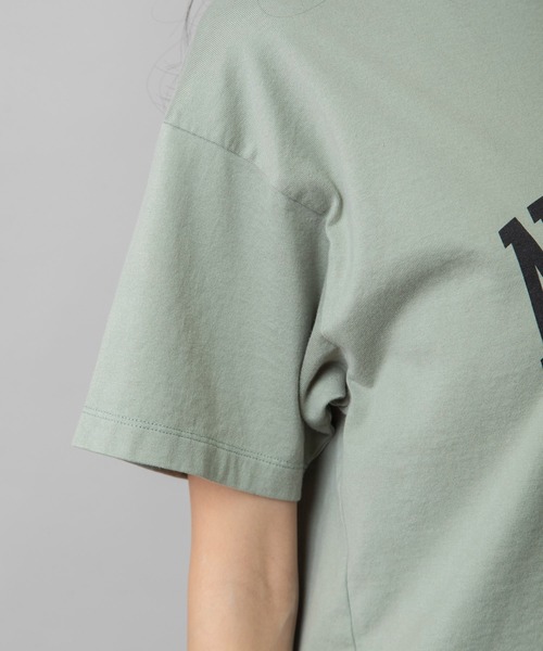 Munich（ミューニック）の「ロゴプリントTシャツ（Tシャツ/カットソー・レディース・モカ/ホワイト/ダークグレー/ライトカーキ・FREE）」の22枚目の写真