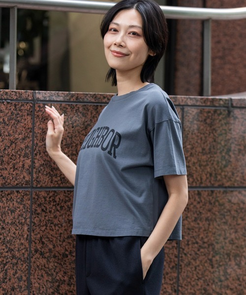 Munich（ミューニック）の「ロゴプリントTシャツ（Tシャツ/カットソー・レディース・モカ/ホワイト/ダークグレー/ライトカーキ・FREE）」の14枚目の写真