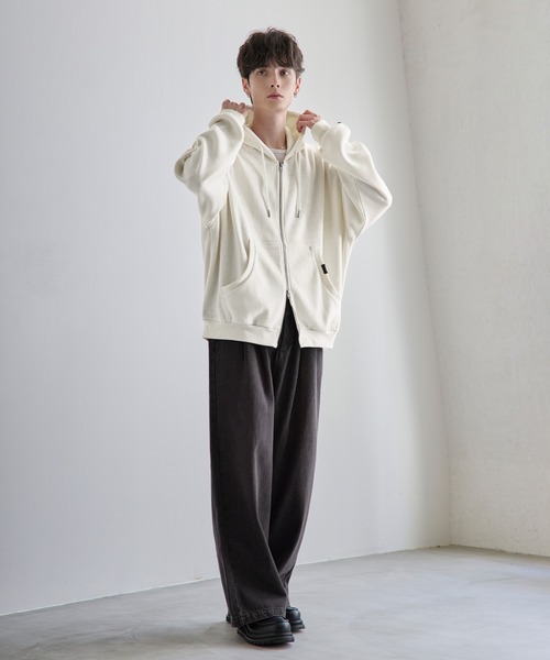 ETELIO(エテリオ)の「ヴィンテージ加工スウェット /カットコーデュロイ PUピスデザインダブルジップパーカー(パーカー・メンズ・ブラック系/ブラック/ワイン系/グレー系/ブルー/アイボリー/ワイン/ブラウン/ブルー系/ブラウン系・XL/L/M/S)」の15枚目の写真