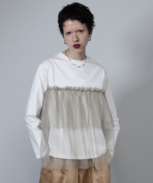 ROSE BUD(ローズバッド)の「【WEB・一部店舗限定】チュールティアードプルオーバー(Tシャツ/カットソー・レディース・ブラック/ホワイト・ONE SIZE)」の1枚目の写真