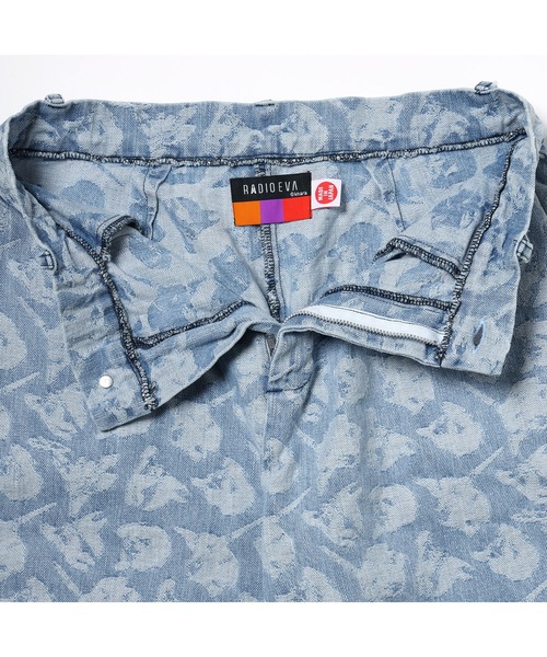RADIO EVA(ラヂオエヴァ)の「RADIO EVA A273 EVANGELION MONOGRAM JACQUARD DENIM PANTS(デニムパンツ・メンズ・ブラック/インディゴブルー/ホワイト・MEDIUM/LARGE/SMALL)」の15枚目の写真