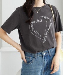 大人かわいいプリント綿混Tシャツ