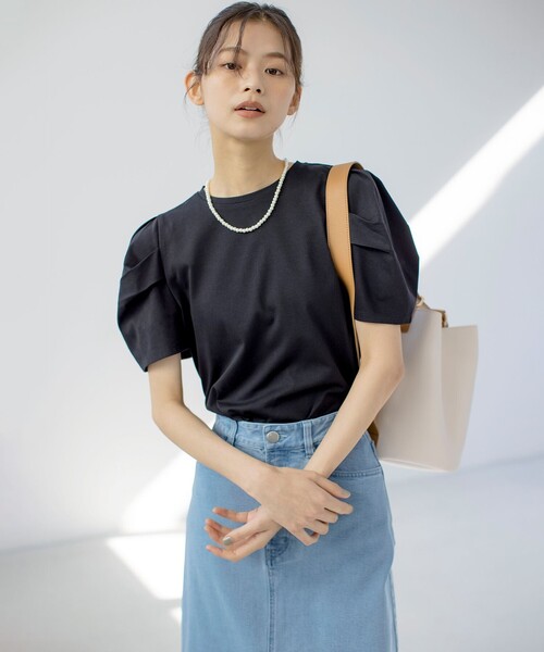 組曲 L(クミキョク オオキイサイズ)の「GIZAコットンタックスリーブ Tシャツ(Tシャツ/カットソー・レディース・ブラック系1/スモーキーグリーン系/アイボリー系/ブラック系・5/6/7)」の2枚目の写真