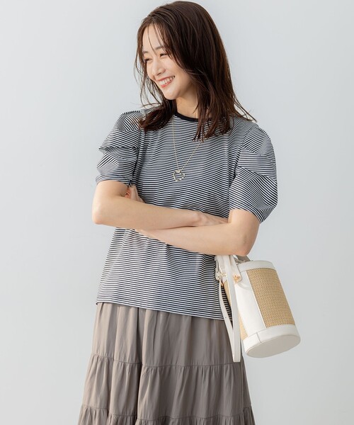 組曲 L(クミキョク オオキイサイズ)の「GIZAコットンタックスリーブ Tシャツ(Tシャツ/カットソー・レディース・ブラック系1/スモーキーグリーン系/アイボリー系/ブラック系・5/6/7)」の3枚目の写真
