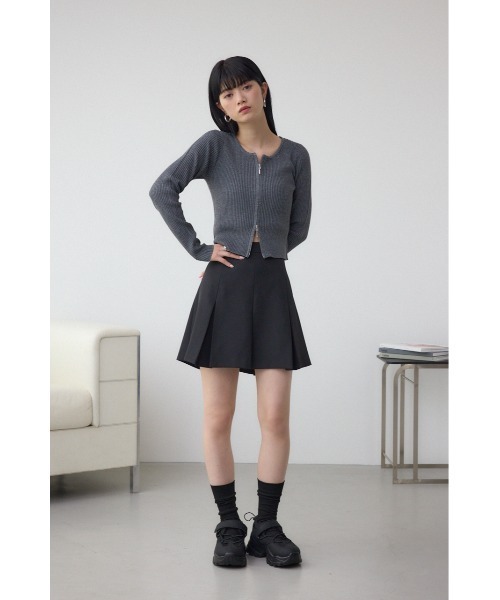 AZUL by moussy(アズールバイマウジー)の「プリーツミニスカートパンツ(スカート・レディース・ライトブラウン/ブラック/グレー系その他・FREE)」の5枚目の写真