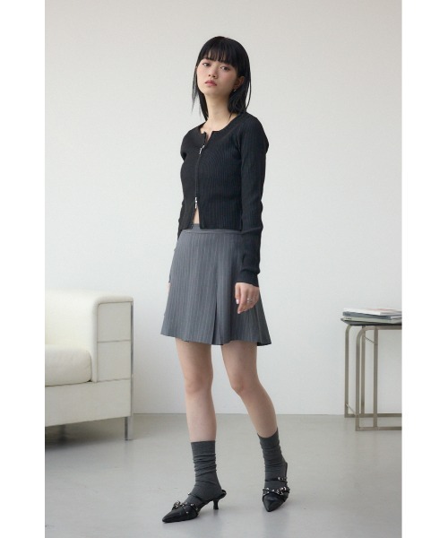 AZUL by moussy(アズールバイマウジー)の「プリーツミニスカートパンツ(スカート・レディース・ライトブラウン/ブラック/グレー系その他・FREE)」の14枚目の写真