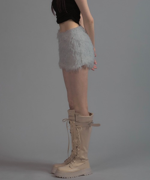 tinkerend（ティンカーエンド）の「Fur Shorts / ファーショートパンツ