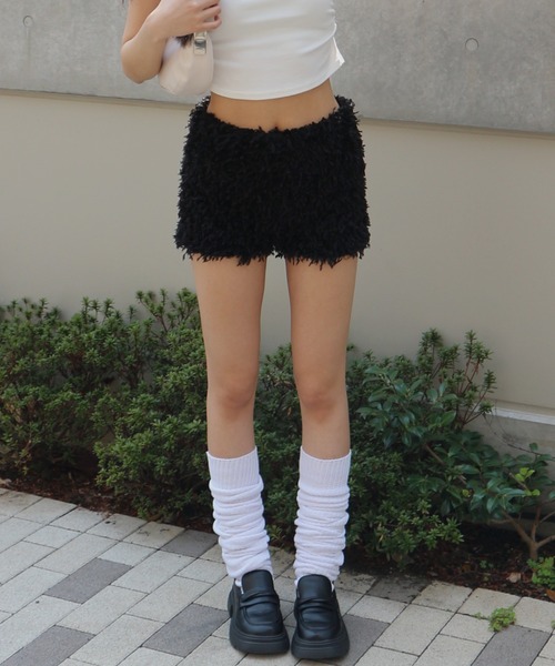 tinkerend（ティンカーエンド）の「Fur Shorts / ファーショートパンツ
